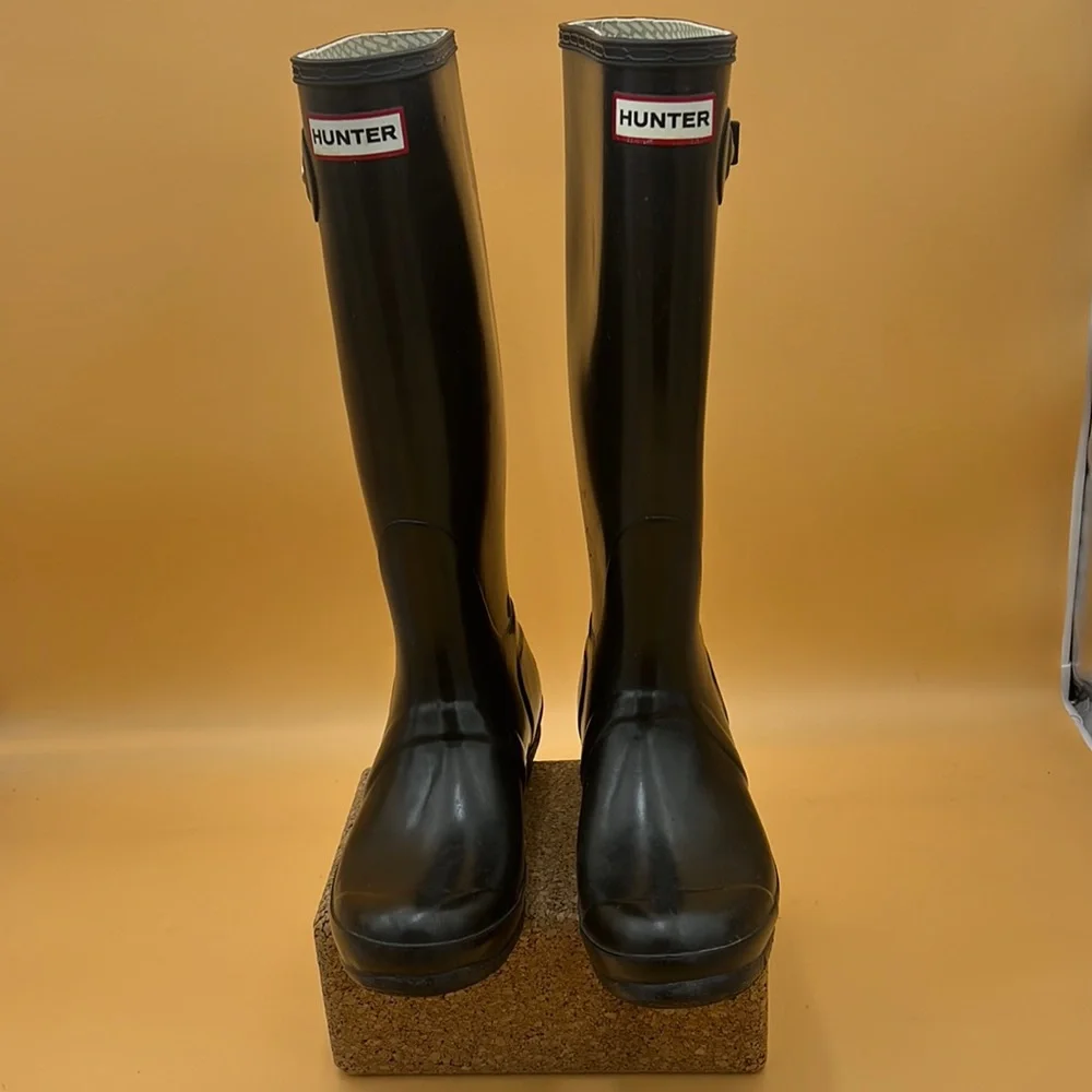 ✨🖤Tall  Gloss Black rain 👢 Boots Size 6M/7F 🧦socks size Large - Picture 4 of 13